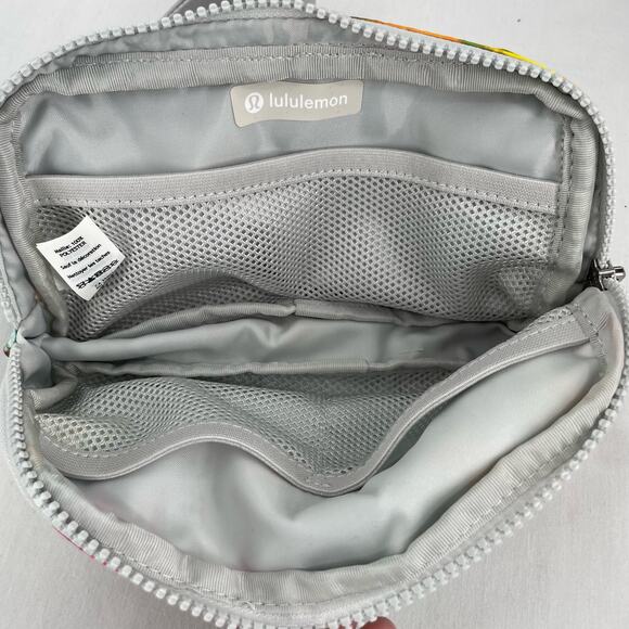 NEW Lululemon Belt Bag EBB No Limits White Multi Zip Pockets Longer Fit Strap 1L - Picture 7 of 13